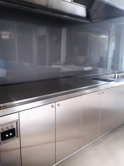 Installation of fabricated metalwork